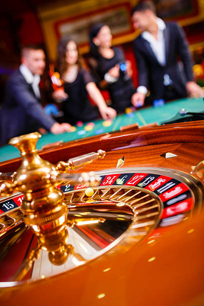 Wolf Gold slot game interface on mobile phone